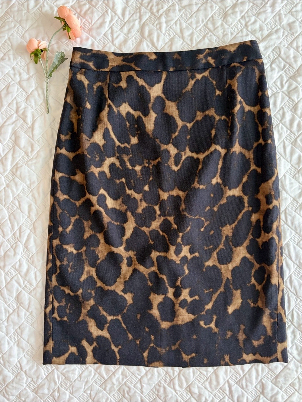 Elie Tahari Leopard Print Pencil Skirt Size 2 Black Brown Career Skirt